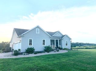 14027 Wooster Rd, Mount Vernon, OH 43050