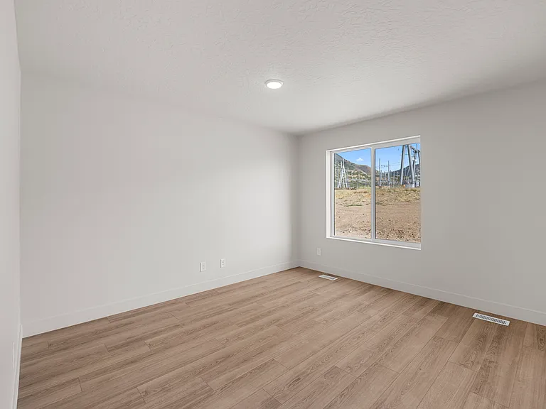 759 W Lone Pine Ln — Photo 7