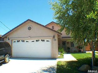 1326 Walnut Ave, Escalon, CA 95320