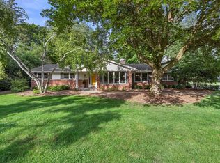 15360 Kata Dr, Elm Grove, WI 53122