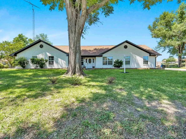 17586 Summer Pl, Whitehouse, TX 75791