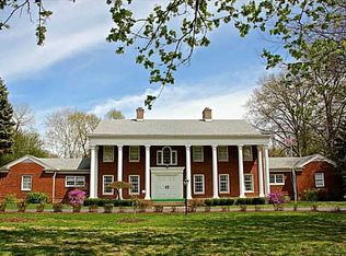 2560 Falmouth Rd, Ottawa Hills, OH 43615