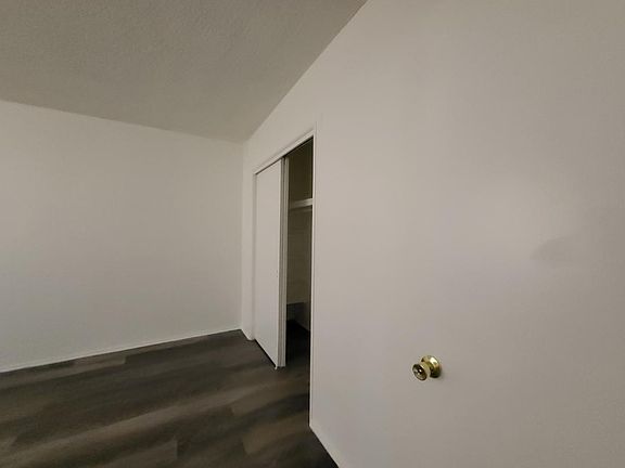 3rd image of 221 Sonora Dr #221