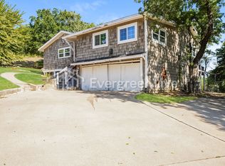 525 Marquette Ave, Azle, TX 76020
