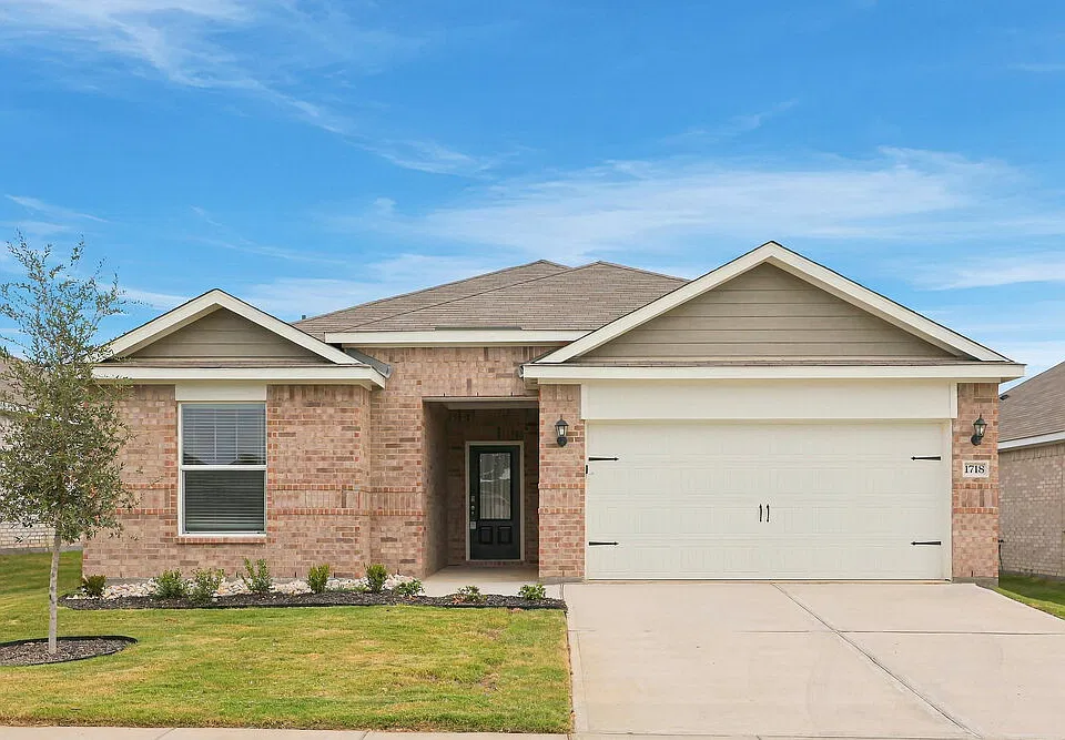 1718 Paul Dr