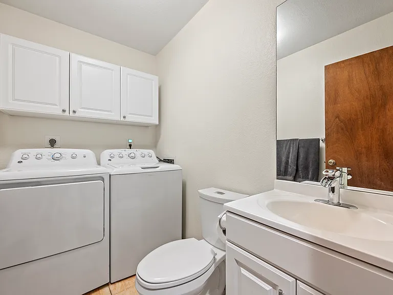 3048 Fulton Cir — Photo 12