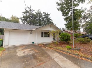 2040 19th St, Florence, OR 97439
