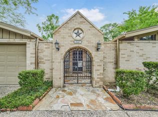 5147 Beechnut St, Houston, TX 77096