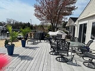 5th image of 3407 Bergen Ave