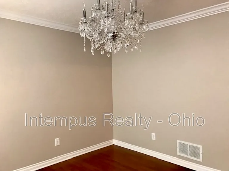 6346 Grassmere Dr — Photo 10
