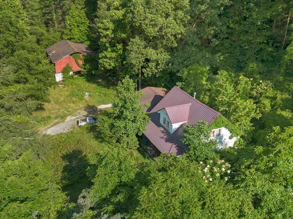 7063 W Us Highway 60, Olive Hill, KY 41164