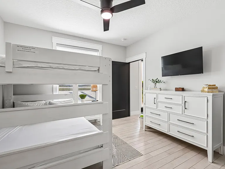 1329 N Ocean Shore Blvd — Photo 32