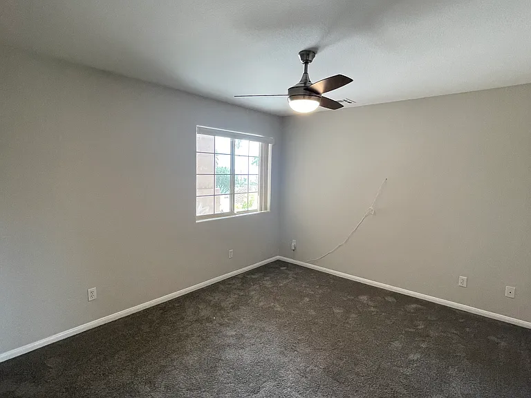12055 Highland Ave — Photo 28