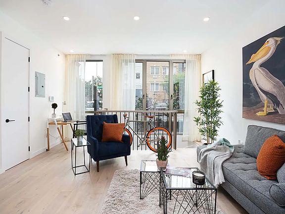2nd image of 373 Palmetto St #1A