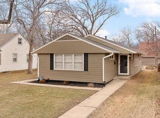 1530 SW Wayne Ave, Topeka, KS 66604