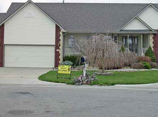1488 Raintree Ln, Haysville, KS 67060
