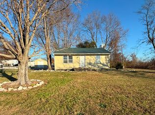 104 Saint Michele St, Hawk Point, MO 63349