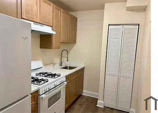4654 Hillside Rd SE #1 — Photo 3