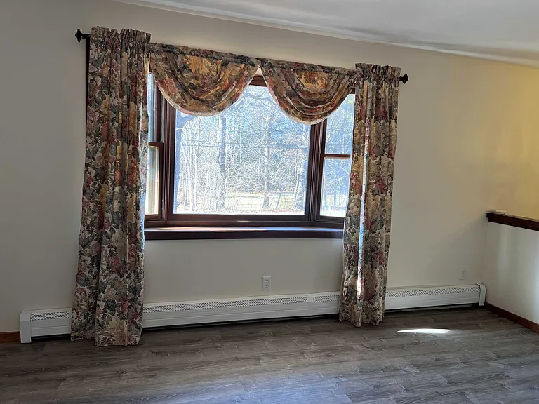 23 Hospital Rd #SINGLE FAMILY HOME — Photo 2