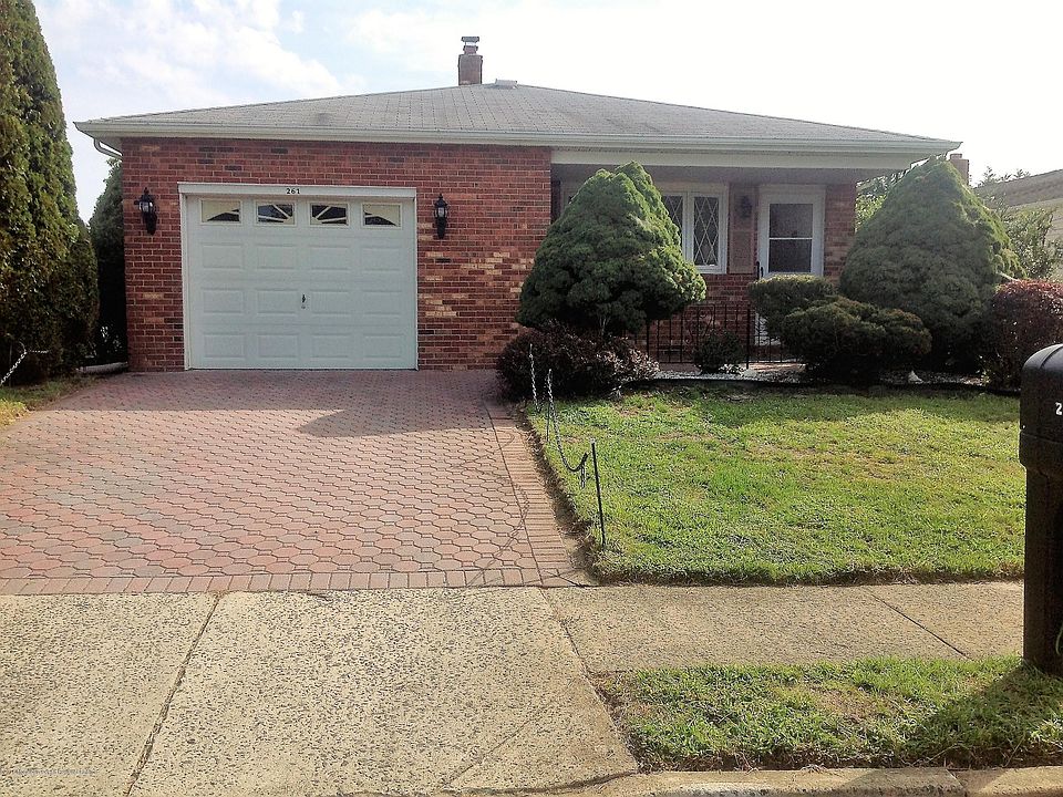 1st image of 261 Bonaire Dr