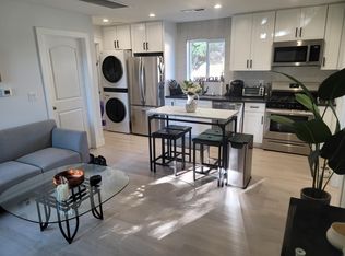 20721 1/2 Clark St, Woodland Hills, CA 91367
