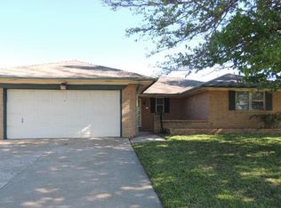 2401 SW 92nd St, Oklahoma City, OK 73159