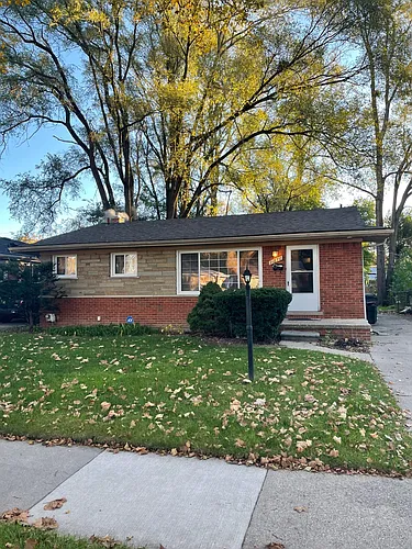 21870 Cloverlawn St Photo 1