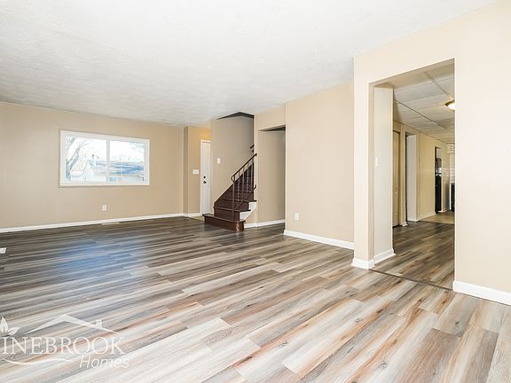 4th image of 2175 Danby Dr