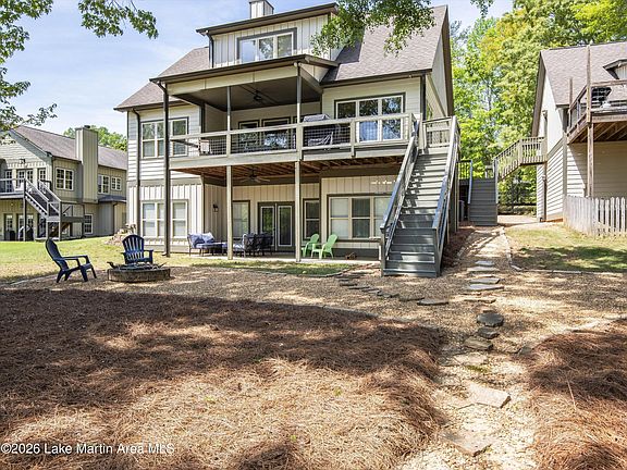 4th image of 50 Honeysuckle Rd