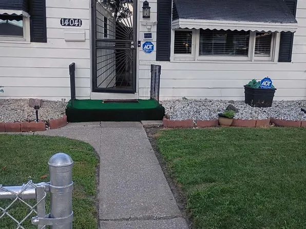 14041 S Calhoun Ave, Burnham, IL 60633