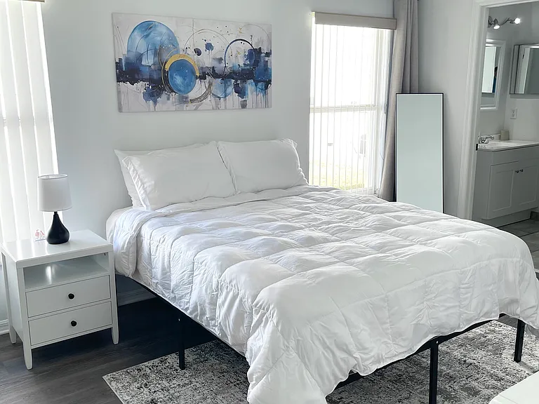 1548 Tiverton Blvd #2 — Photo 9