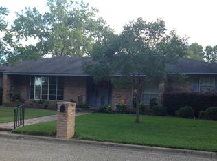 601 Rebecca Dr, Carthage, TX 75633