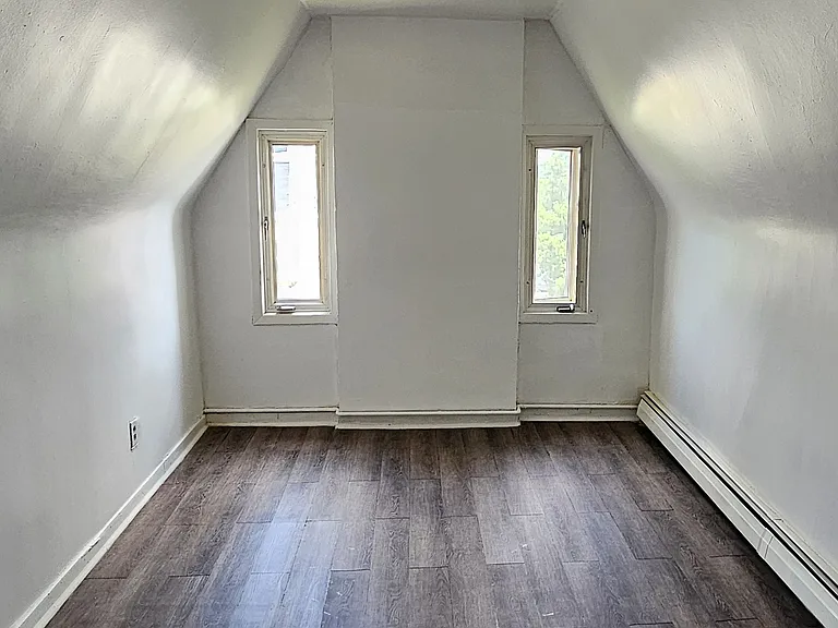 52-56 N 7th St #3 — Photo 6
