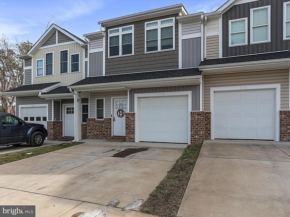 5th image of 110 Anthem Ct