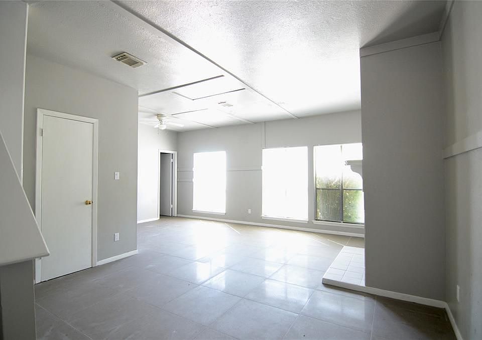 1st image of 11049 Albury Dr #A