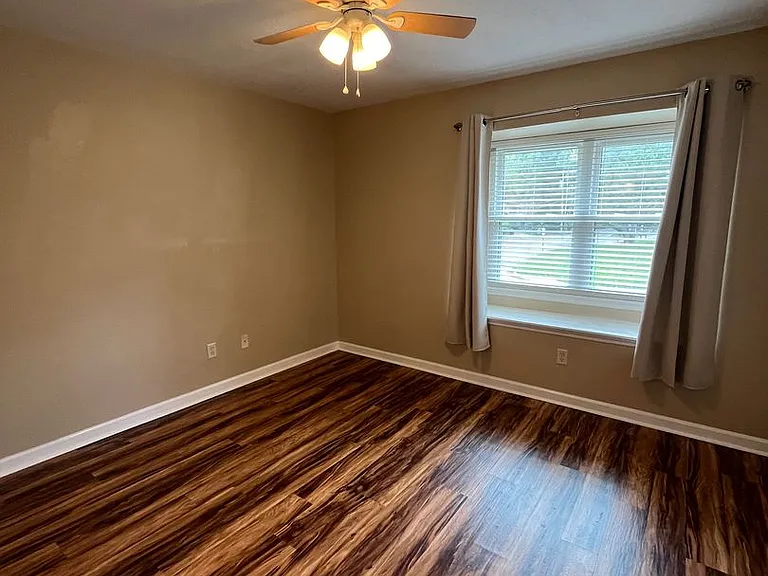 1569 Jacks Dr #A — Photo 16