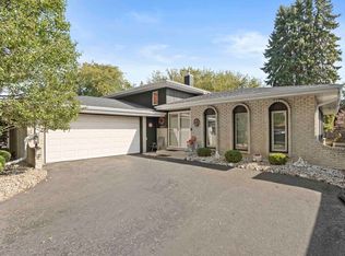 18417 Lange St, Lansing, IL 60438