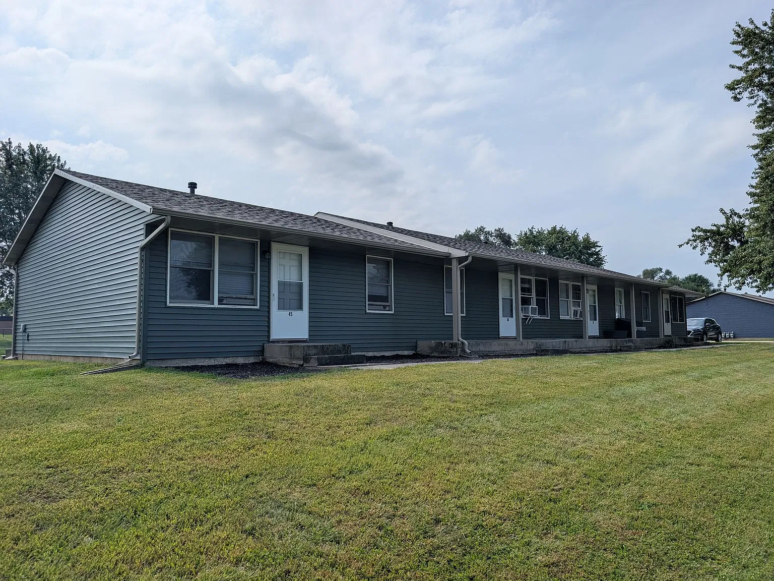 200 Maple Street — Photo 4