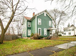 264 Locust St, Lockport, NY 14094