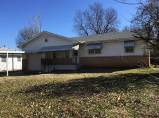 1846 S Newton Ave, Springfield, MO 65807