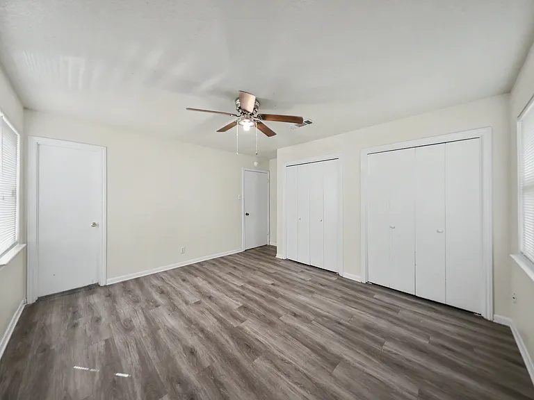 2902 Lawndale St — Photo 13