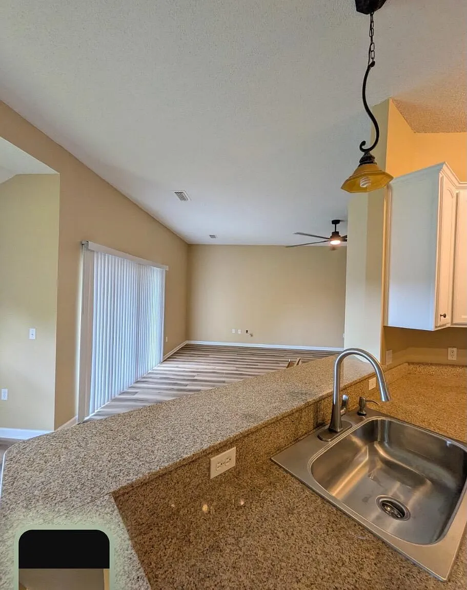 25 - Crestview Area — Photo 2