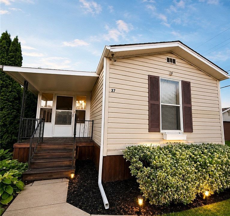 1st image of 37 Nicole Dr