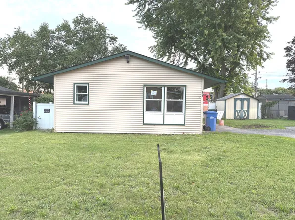 213 Butte Ln, Carpentersville, IL 60110