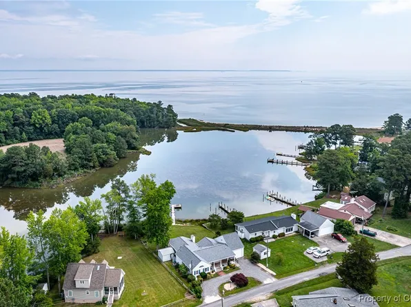 609 Pine Point Dr, Heathsville, VA 22473