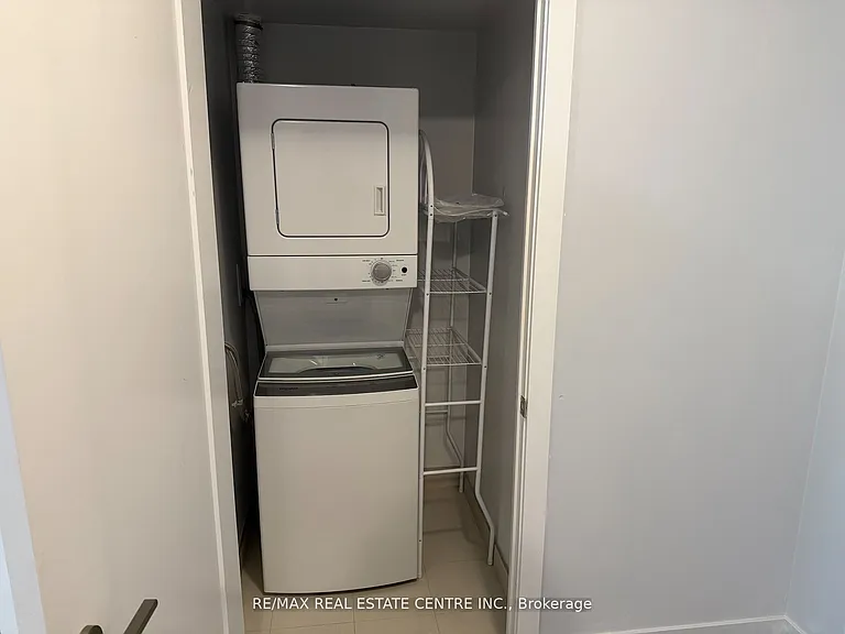 2550 Simcoe St N #1213 — Photo 10