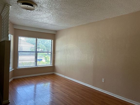 2nd image of 608 S 19th St