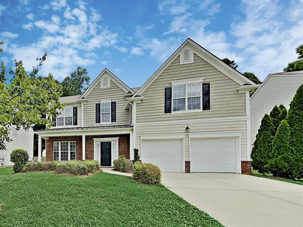 11213 Harmony Ct, Matthews, NC 28105