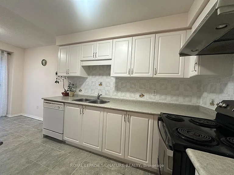 28 Pompano Pl — Photo 9