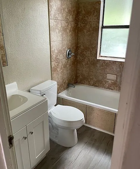 436 E Park Ave #17 — Photo 10